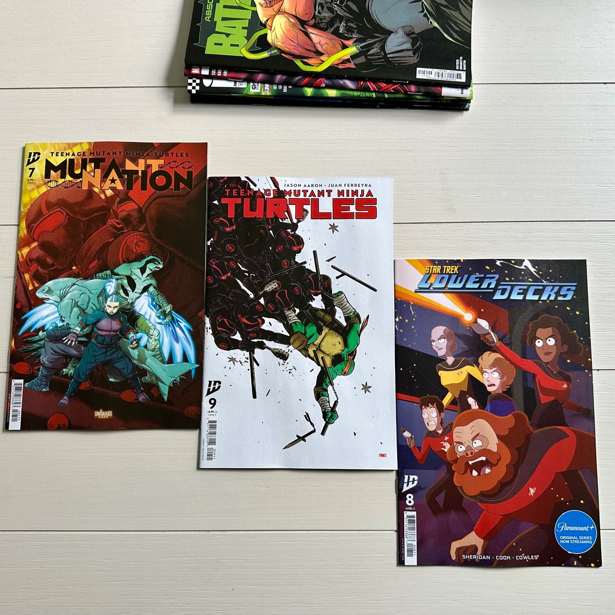 Gregg Katzman (@greggkatzman) on Twitter photo Happy NCBD! Here are the new issues from <a href="/IDWPublishing/">IDW Publishing</a>…
TMNT #9 - <a href="/jasonaaron/">Jason Aaron</a>, <a href="/juaneferreyra/">Juan Ferreyra</a>, Shawn Lee
STAR TREK: LOWER DECKS #8 - Tim Sheridan, Robby Cook, Clayton Cowles
TMNT: MUTANT NATION #7 - Erik Burnham, Michael Shelfer, <a href="/PaulAllor/">Paul Allor Loves You 🏳️🌈</a>, <a href="/gavinpsmith/">Gavin Smith - Heroes Con 1986</a>, <a href="/rleep/">Ronda Pattison</a>, Rus Wooton Happy NCBD! Here are the new issues from <a href="/IDWPublishing/">IDW Publishing</a>…
TMNT #9 - <a href="/jasonaaron/">Jason Aaron</a>, <a href="/juaneferreyra/">Juan Ferreyra</a>, Shawn Lee
STAR TREK: LOWER DECKS #8 - Tim Sheridan, Robby Cook, Clayton Cowles
TMNT: MUTANT NATION #7 - Erik Burnham, Michael Shelfer, <a href="/PaulAllor/">Paul Allor Loves You 🏳️🌈</a>, <a href="/gavinpsmith/">Gavin Smith - Heroes Con 1986</a>, <a href="/rleep/">Ronda Pattison</a>, Rus Wooton
