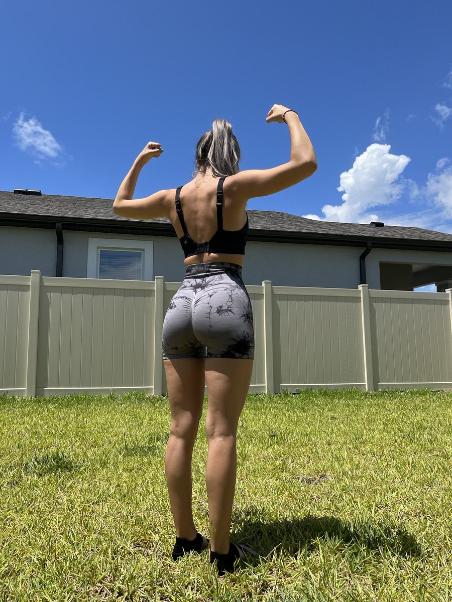 How do I look in my gym clothes?