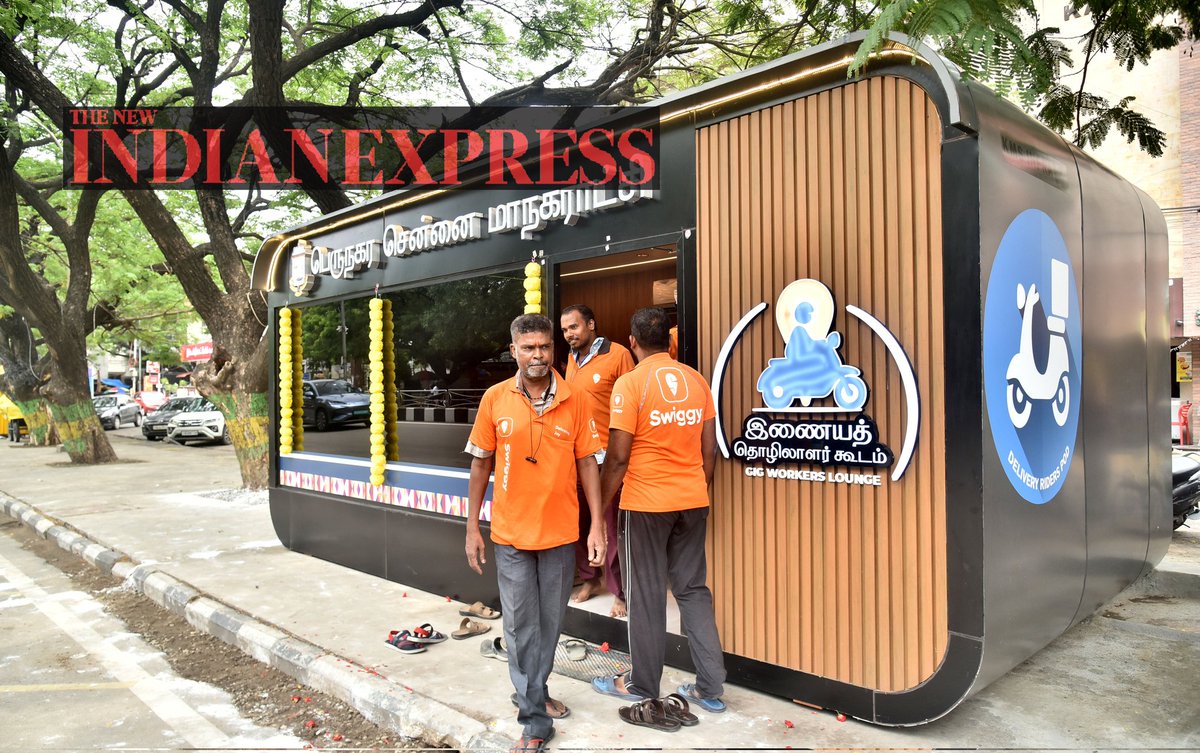 A lounge for food and e-commerce delivery workers  with free air conditioning and toilets facility at Anna Nagar, initiated by Greater Chennai Corporation