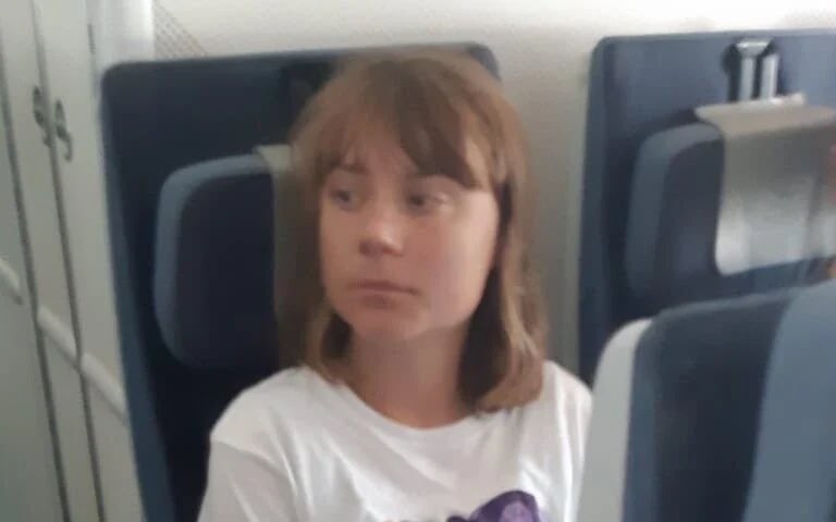 From the toilet to the seat, Greta will pissed.