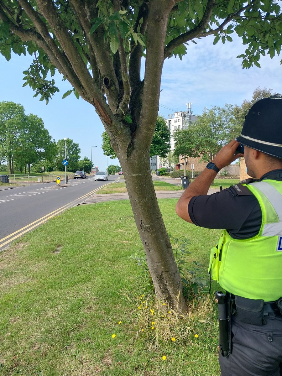 Officers have been conducting speed enforcement checks around various locations.

Please ensure you keep to the appropriate speed limit for your environment.

#SaferRoads #Fatal5