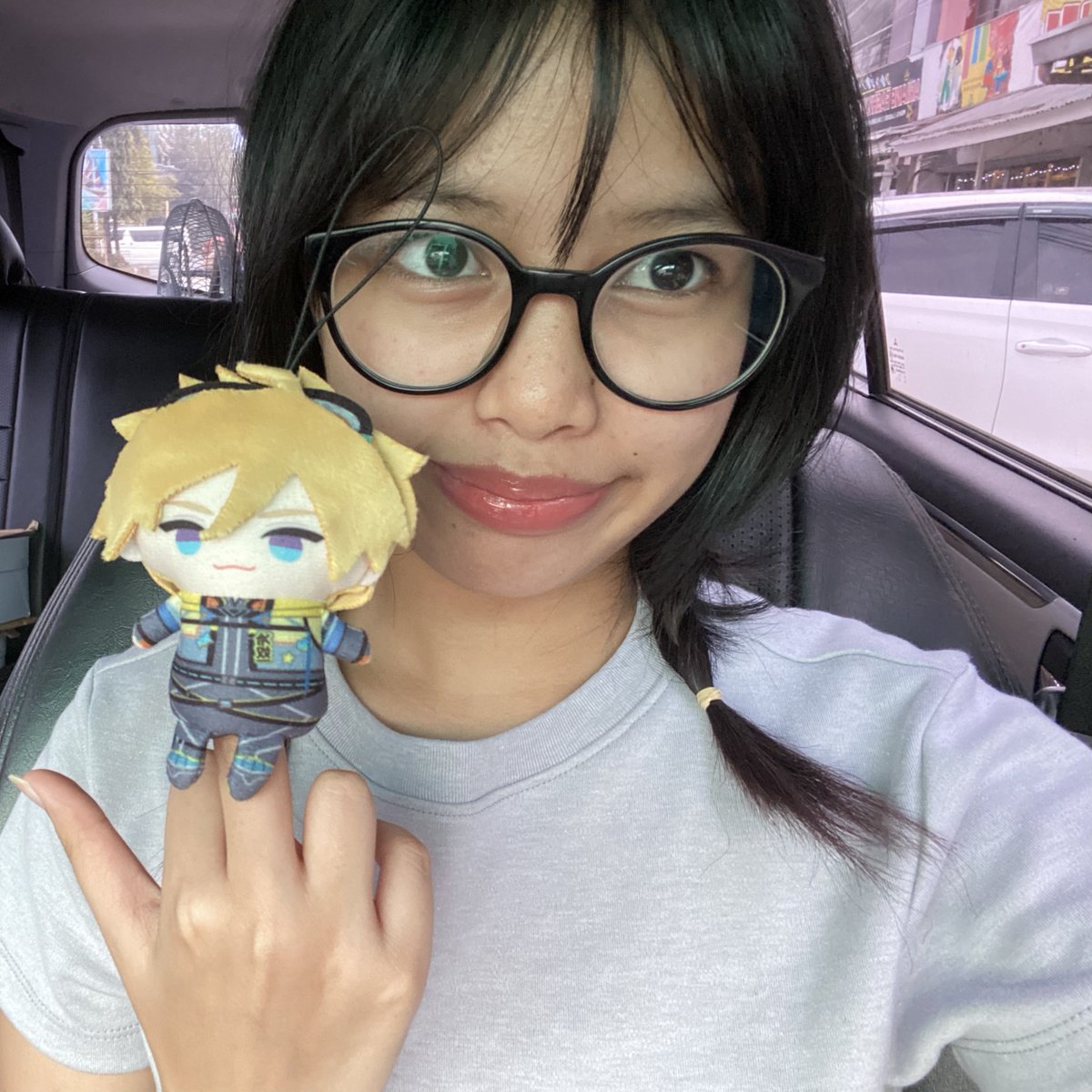sillywiru's tweet image. we’re going to crash 😫🤯🤣 #showwilly