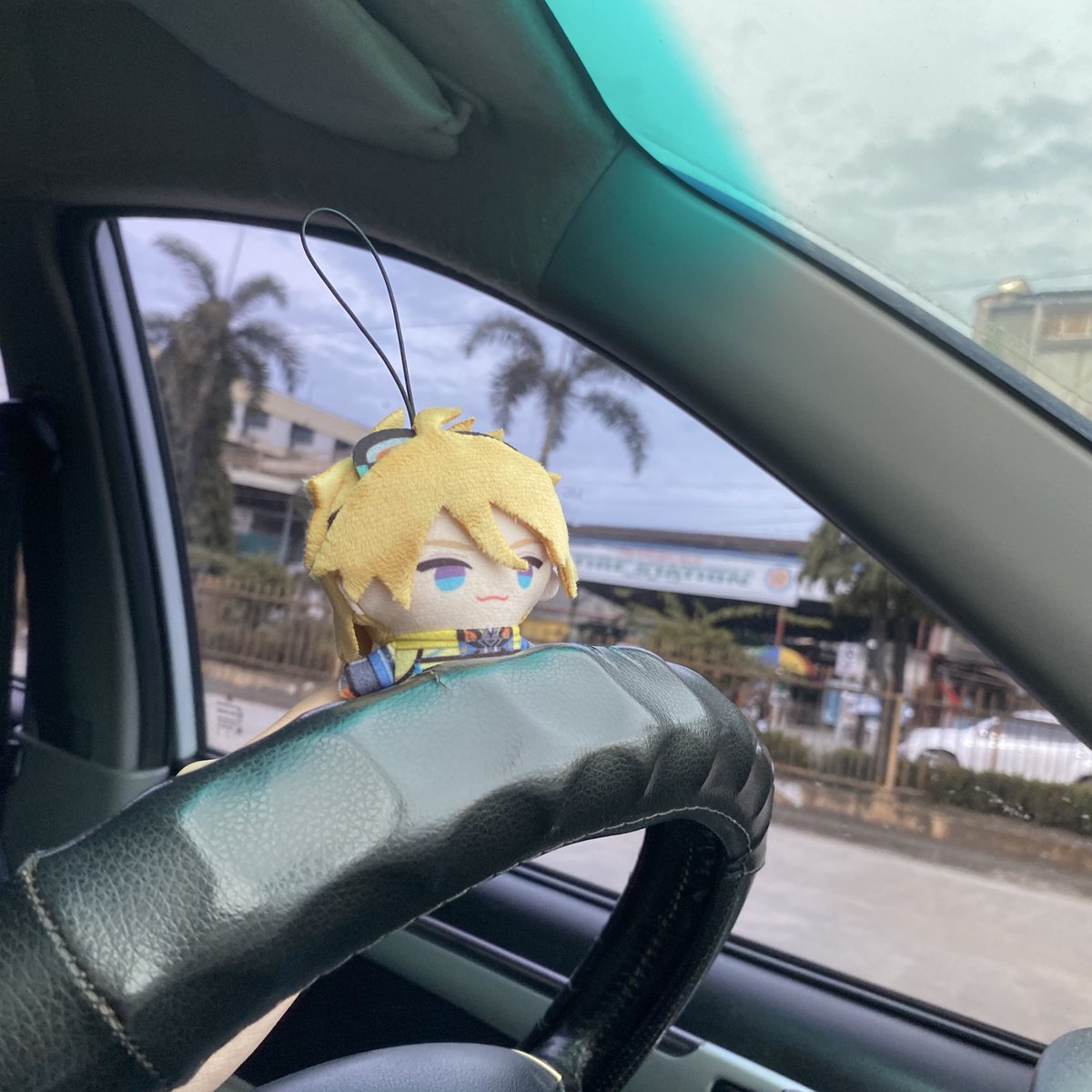 sillywiru's tweet image. we’re going to crash 😫🤯🤣 #showwilly