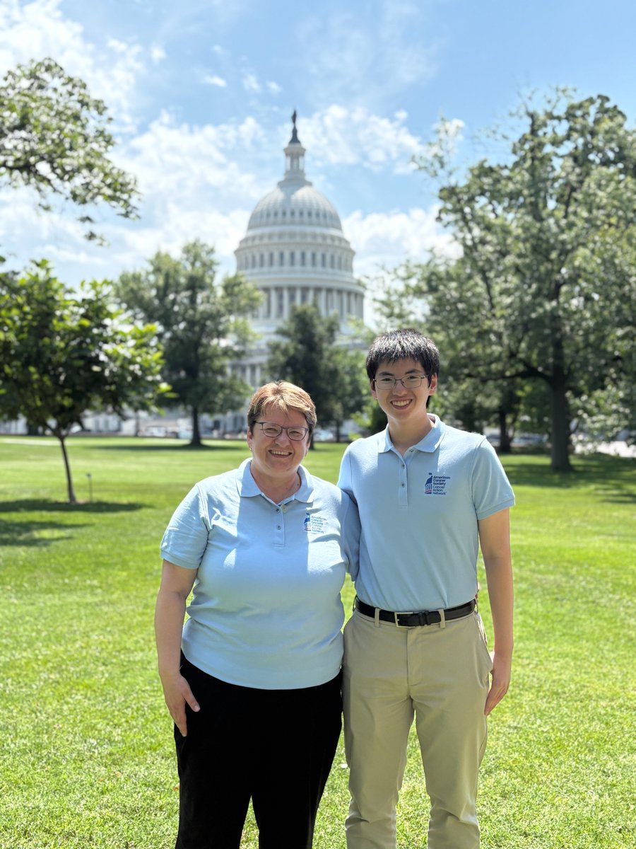 KansasACSCAN's tweet image. Thank you Senator @JerryMoran for meeting with @ACSCAN volunteer Matthew Chen from Overland Park, KS yesterday after the @SenateApprops @AppropsGOP LHHS Subcommittee hearing! We appreciate your support of #CancerResearch funding for @NIH.