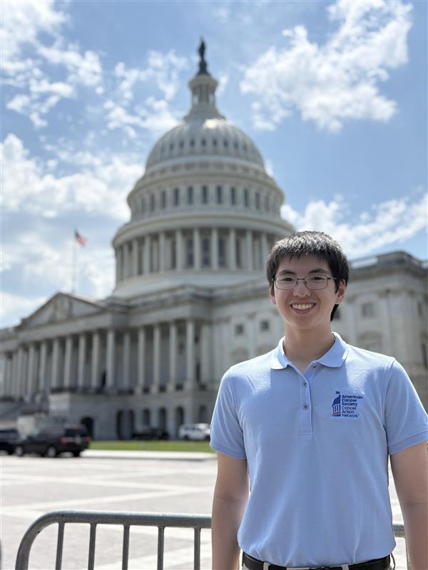 KansasACSCAN's tweet image. Thank you Senator @JerryMoran for meeting with @ACSCAN volunteer Matthew Chen from Overland Park, KS yesterday after the @SenateApprops @AppropsGOP LHHS Subcommittee hearing! We appreciate your support of #CancerResearch funding for @NIH.