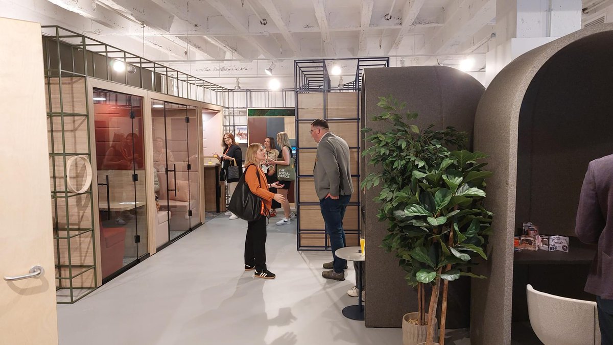 Spacestor tweet media