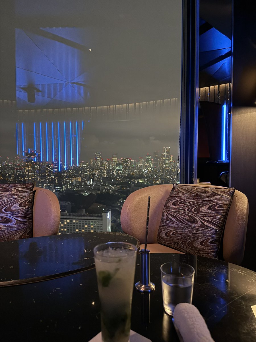 jackller's tweet image. 明日からインドネシアなので、ちょっと都会の喧騒から離れてみた