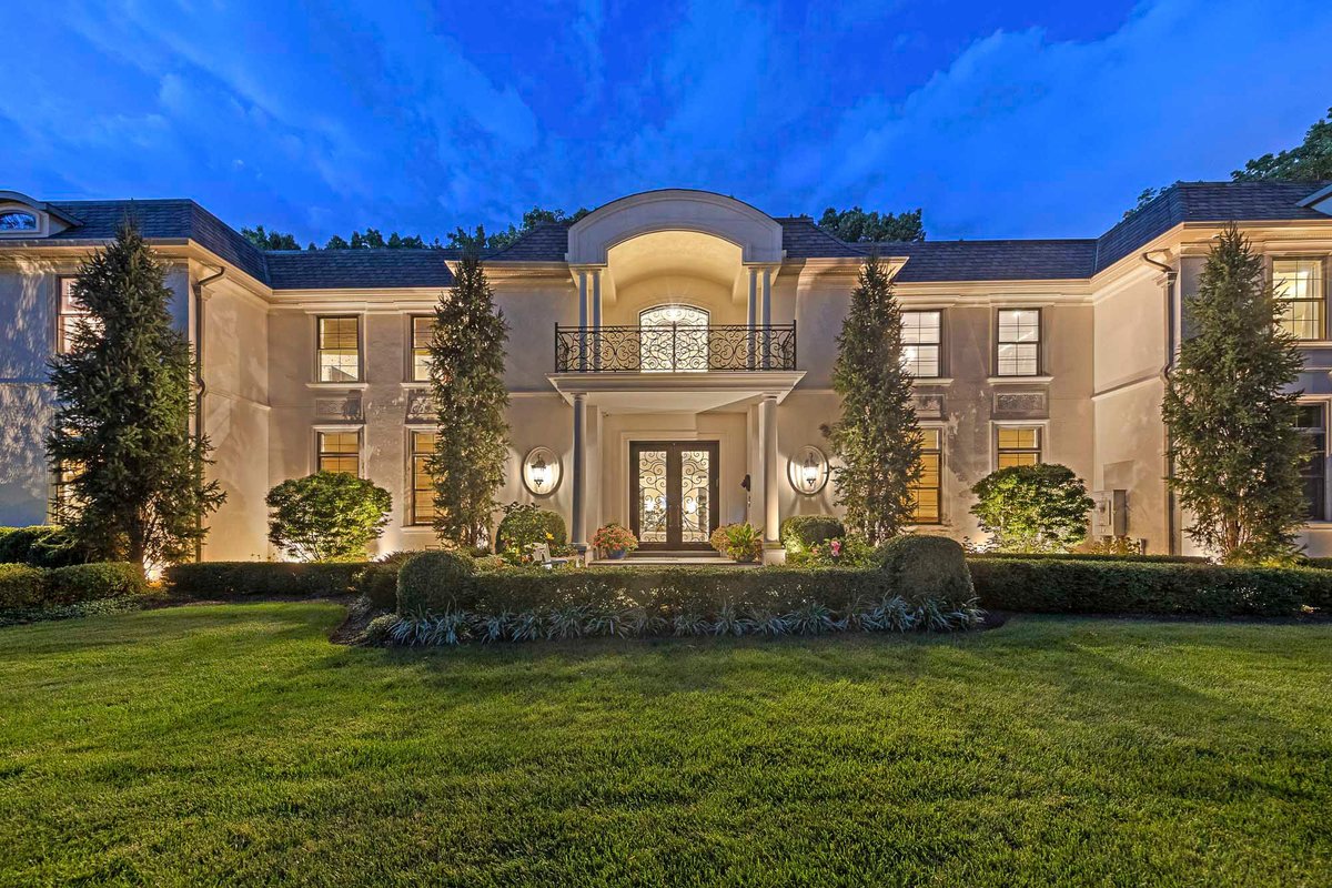 propgoluxury's tweet photo. FOR SALE - 354 Hardenburgh,Demarest, NJ, 07627 https://t.co/mpE9sTZIRV https://t.co/ED4KvXcQjk