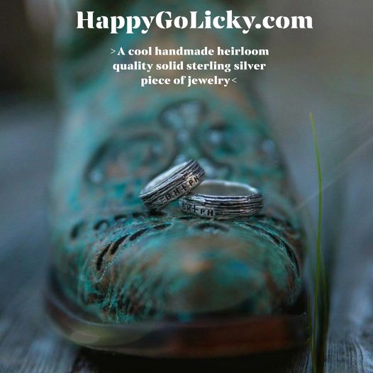 byhappygolicky's tweet photo. Raw. Rugged. Real. ๐ฒ
Our unisex Silver Bark Ring captures the wild beauty of real tree barkโoxidized + polished to reveal every grain + groove. Personalize it with your initials for a truly one-of-a-kind piece.
๐ฟ https://t.co/OKRe6b2tR8 #RusticRing #NatureInspired #Sterling https://t.co/HnKHMsFrb0