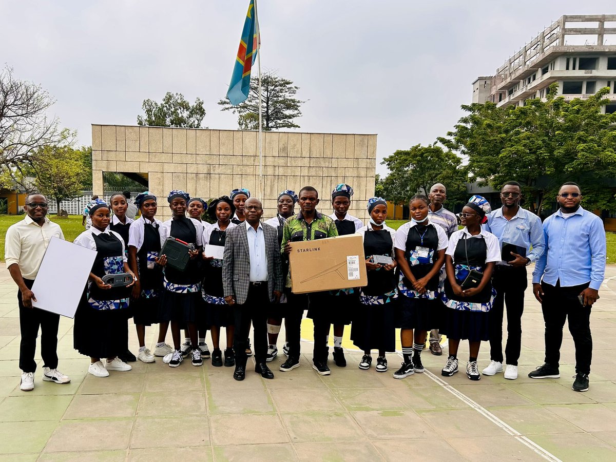 umba_jonathan's tweet photo. Lycée Shaumba is now connected
with internet speeds reaching 330 Mbps.

A new chapter begins for students, powered by fast, reliable access to the world.

📡📚 #EducationForAll #Starlink #DRC @benjimk https://t.co/9NcRsB1LTD