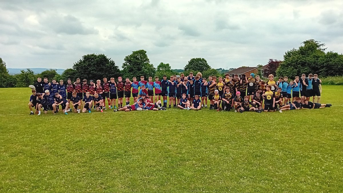 Day 2 Cwmbran Rugby X 👌

Cup Winners - Heolddu
Plate Winners - Brynmawr
Bowl Winners - Tredegar Blue

Well done to Cwmbran Year 8 squads, both reaching the Cup Semi Finals, and one into the Cup final missing out to eventual Winners Heolddu 💪🏼💜🖤