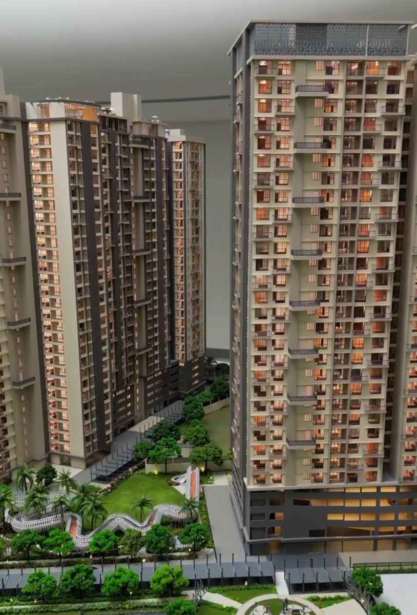 lofITechie's tweet image. Sugam The Crown - has been launched in Mahisbathan. The architecture looks gorgeous.

5 towers of G+29/30

Possession - December 2030

This project was previously the Ideal Aquaview which was stalled.

#sugamcrown #mahishbathan #saltlake #newtown