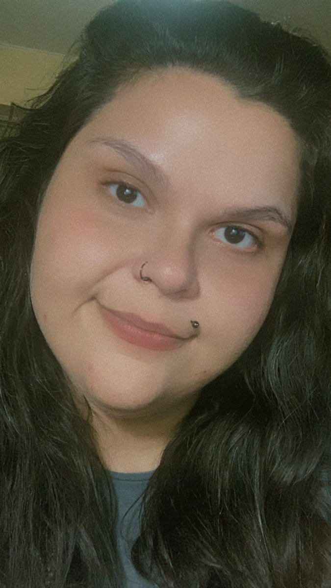 murdergiraffe's tweet photo. Eu / minha fav https://t.co/JMmfBmnoKv