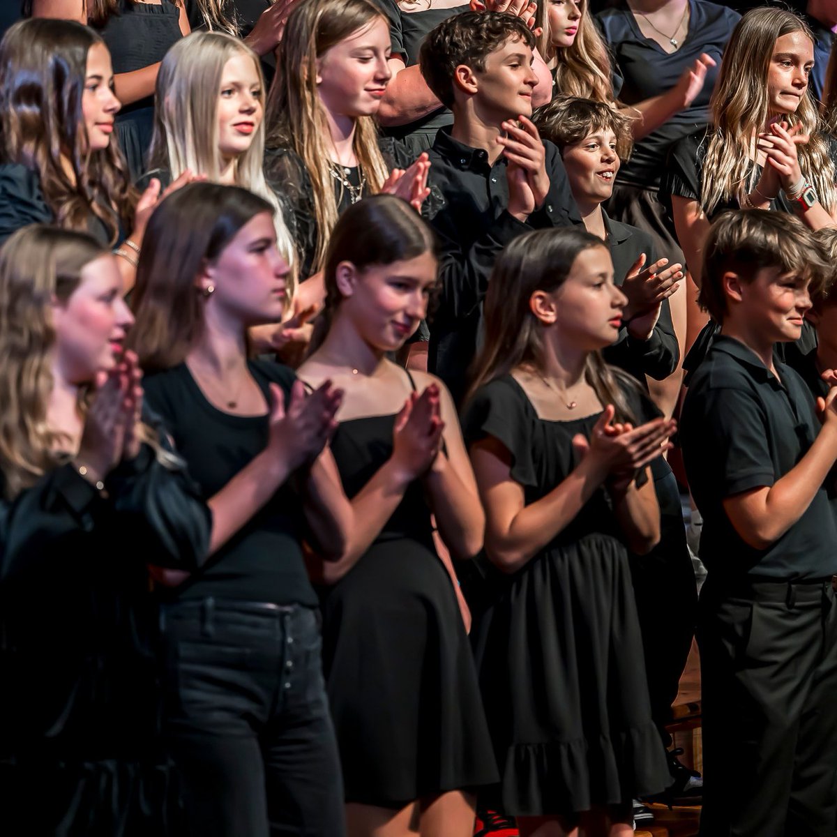 The 6th-grade Spring Spectacular was a fun and inspiring evening that celebrated all the ways students are growing as young artists. Families were treated to performances by the chorus, orchestra, and band, showing off the hard work and musical skills the students have built this