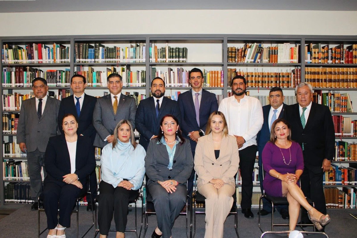 AMFEMX's tweet image. La AMFE y el Tribunal Electoral del Poder Judicial de la Federación (TEPJF), firman Convenio Marco de Colaboración para la Defensoría Pública Electoral para las Mujeres. Este importante acto fue acompañado de personal del TEPJF y de fiscalías electorales del país.