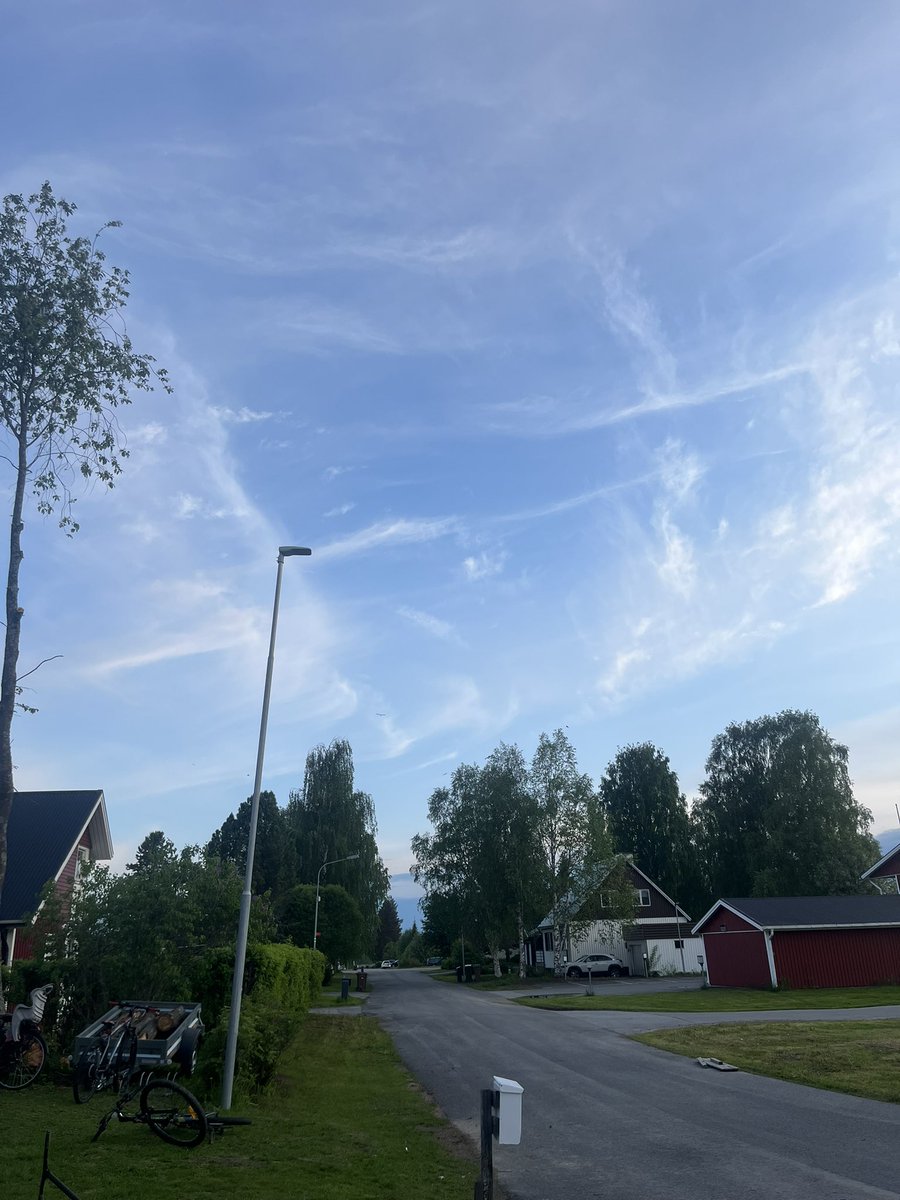 wIwsfilm's tweet image. the way it’s almost 10 pm