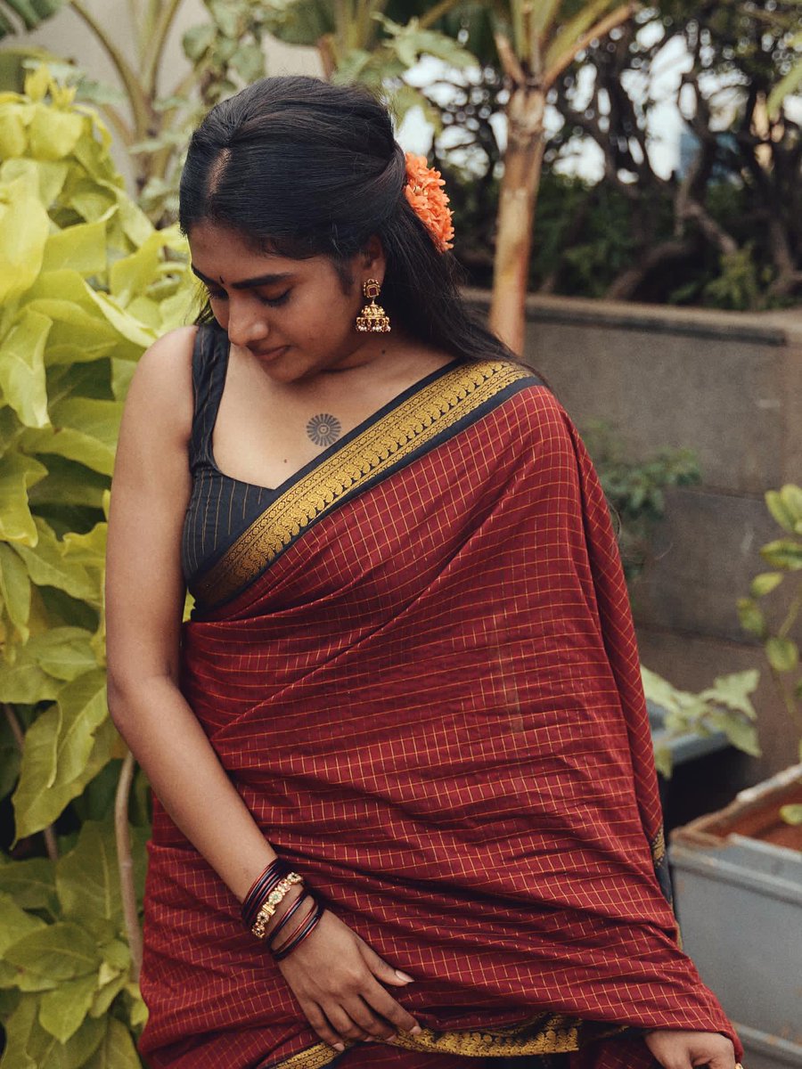 KollywoodCinima's tweet image. #NimishaSajayan Gorgeous Look

📷 #Nimisha 😍

#KollywoodCinima #KcGallery #KcPic