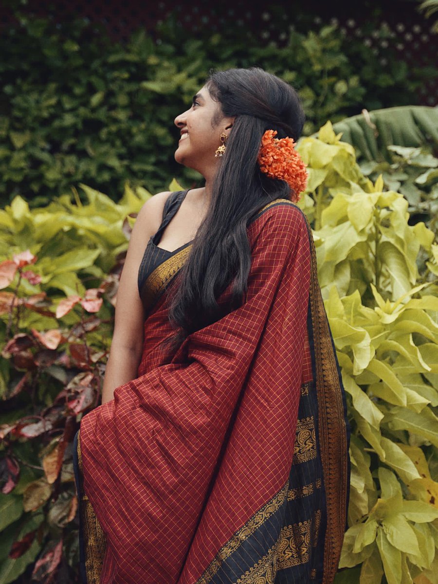 KollywoodCinima's tweet image. #NimishaSajayan Gorgeous Look

📷 #Nimisha 😍

#KollywoodCinima #KcGallery #KcPic