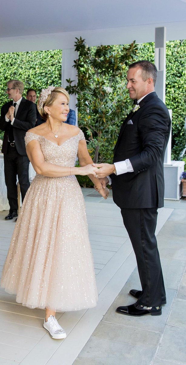 YeardleySmith's tweet image. Happy Anniversary, my Loveβ₯οΈ. 3 years ago today you put a ring on it πππ. (It was the best wedding!) YME and I love you with all my everything. β₯οΈ