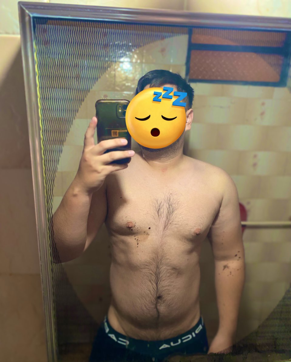 VL170's tweet image. Les gusta la pancita ? 😏