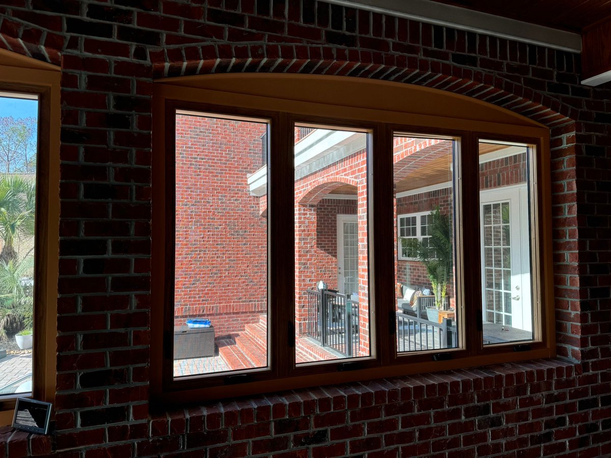 contractxterior's tweet image. Out with the old, in with the OKNA 🔲✨

These new windows offer sleek style, energy savings, and serious performance!
Upgrade your view—and your home’s efficiency.

#OKNAWindows #WindowReplacement #HomeUpgrade #EnergyEfficient #ContractExteriors