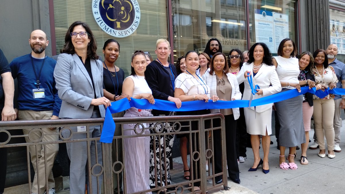 LGSabinaMatos's tweet image. Today we cut the ribbon on the new @ri_eohhs DHS facility in the Shephard building in #Providence.