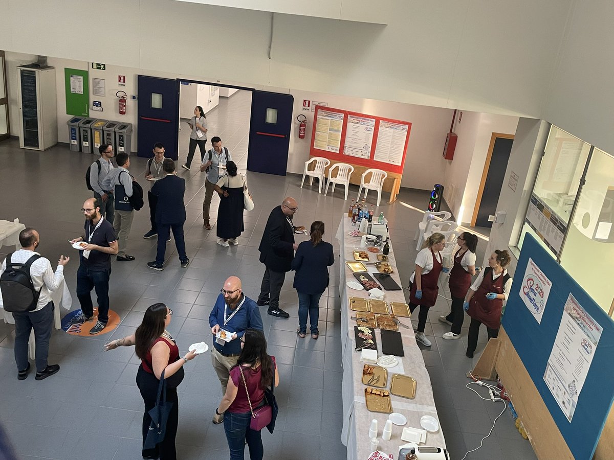 SupraChemDays25's tweet image. Day one done at #SupraChemDays2025!
See you tomorrow for another day of science and supramolecular chemistry! 🔥🧪