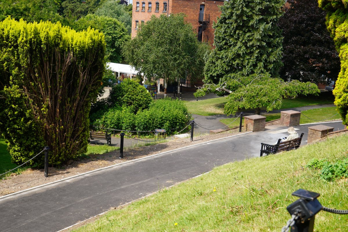 🌿 Work in progress at St Andrew’s Gardens 🌿
Over the winter, we’ve been working hard to improve accessibility across St Andrew’s Gardens.
While landscaping is still ongoing, visitors are already enjoying the improved access.