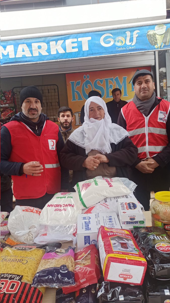 Fatih ALTUNER 🇹🇷 (@altunerrfatih) on Twitter photo Bir yaraya merhem olmak,
bir yetimin başını okşamak,
bir mazluma umut olmak,
Dara düşenin yardımına koşmak
kolay değildir…
Bu, bir gönül işidir. İşte tam 157 yıldır, #Kızılay bu yolda yürümeye devam ediyor…
Varolasın #Kızılay
Nice yıllara <a href="/Kizilay/">Türk Kızılay</a>
#Kızılay157Yaşında 🇹🇷❤️ Bir yaraya merhem olmak,
bir yetimin başını okşamak,
bir mazluma umut olmak,
Dara düşenin yardımına koşmak
kolay değildir…
Bu, bir gönül işidir. İşte tam 157 yıldır, #Kızılay bu yolda yürümeye devam ediyor…
Varolasın #Kızılay
Nice yıllara <a href="/Kizilay/">Türk Kızılay</a>
#Kızılay157Yaşında 🇹🇷❤️
