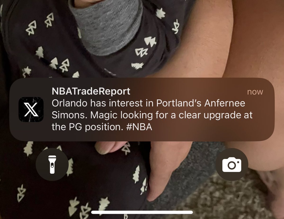 DiegoPerfecto17's tweet photo. Portland better not trade Simons! https://t.co/6k1ZV2EXEL