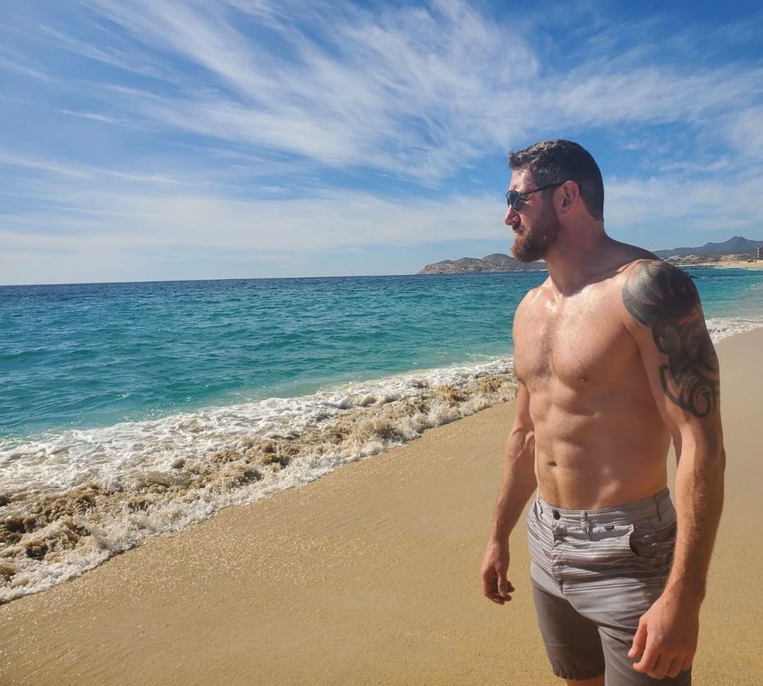 𝐚𝐥𝐞𝐱 ✰ tweet media