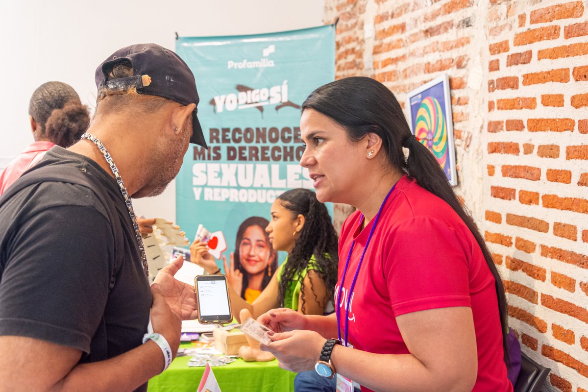 Así vivimos #ExpoPro en #Bolívar
Arte, emprendimientos con sabor, música, oportunidades laborales y educativas, y lo más importante ¡Jóvenes con ganas de salir adelante!

Gracias a todas las personas que participaron y por creer que las fronteras no existen cuando estamos unidxs.