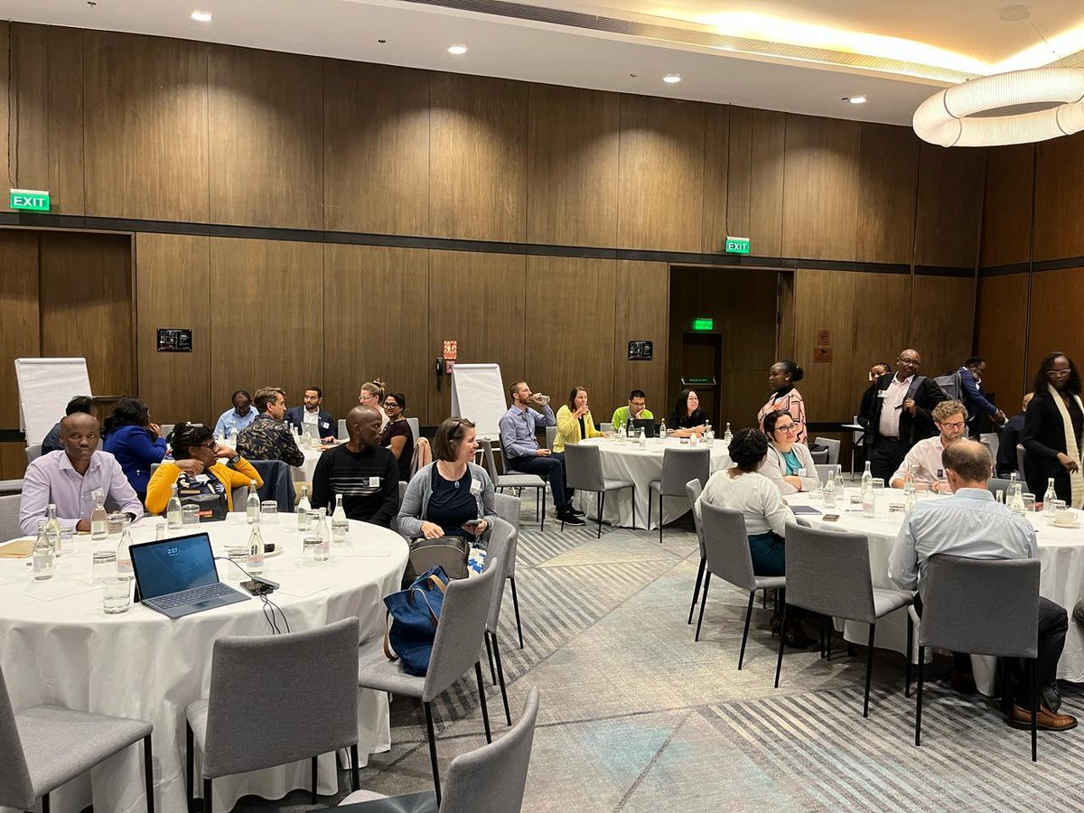 SIMA_Funds's tweet image. Wrapped up Day 2 of the GOGLA AGM! Great sessions, borrower talks, &amp;amp; C&amp;amp;I Fund convos. Thanks to GOGLA for hosting! ⚡🌍 #OffGridSolar #ImpactInvesting