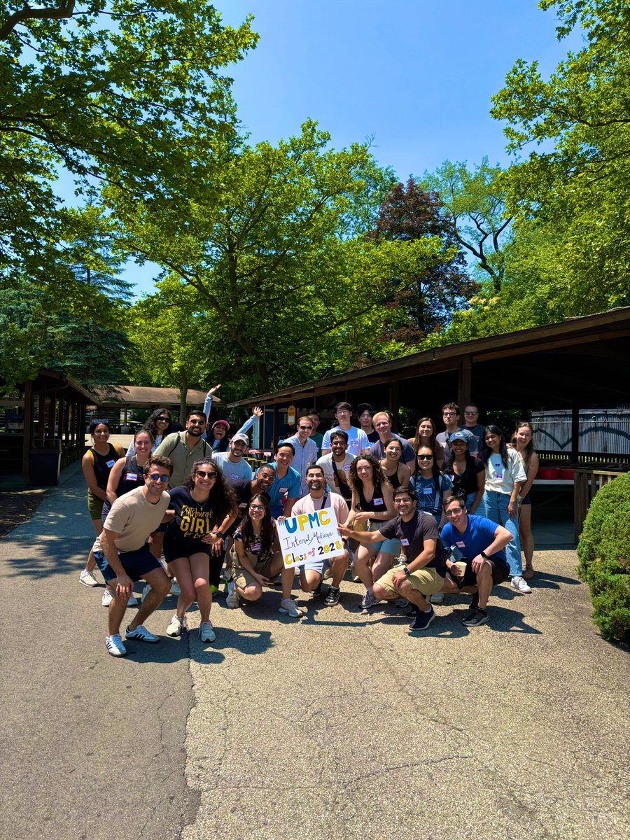It’s a beautiful day in the ‘Burgh to WELCOME OUR NEW INTERN CLASS!!!  ☀️🕶️ <a href="/PittGIM/">Pitt General Internal Medicine</a> <a href="/Kenny_Kangaroo/">Kennywood</a>