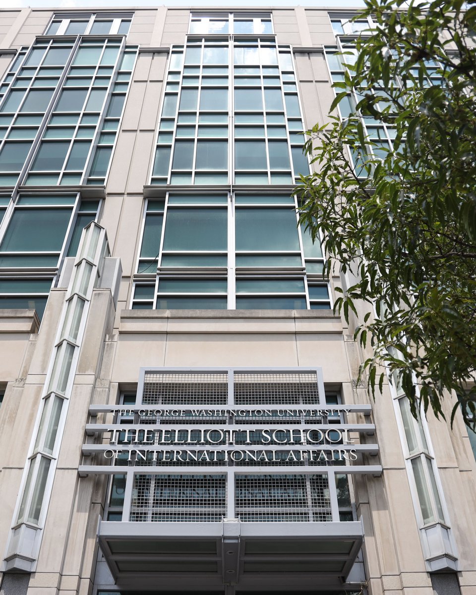 Whether it’s a general campus tour or specific to the school your student is interested in, we have plenty of on-campus opportunities to help students learn more about GW! We’d love to get to know your family better this summer 💛💙

Visit go.gwu.edu/admevents for our tours.