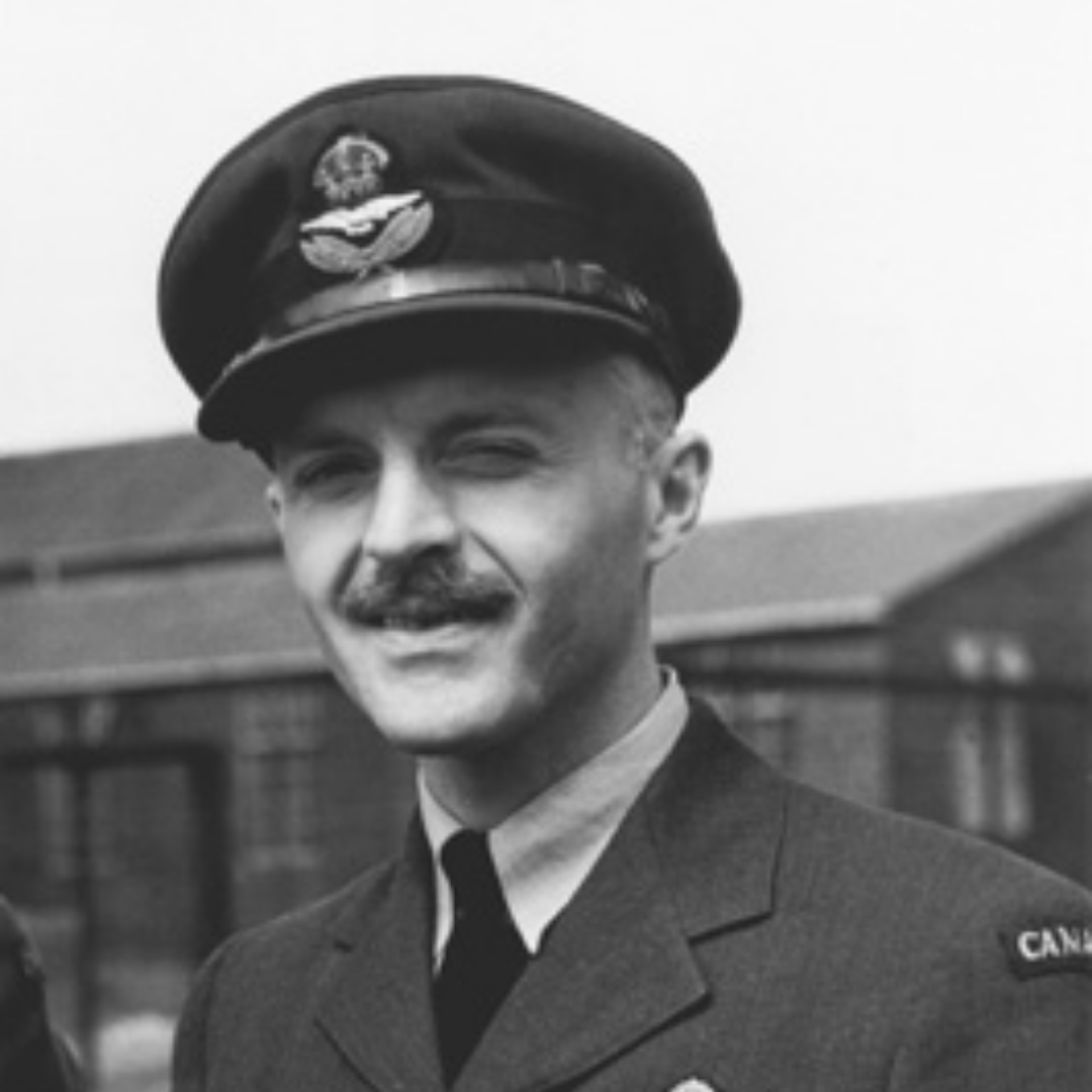 RoyalCanNavy's tweet photo. June 24, 1944, #HMCSHaida & HMS Eskimo sink U-971 off Land’s End and F/L David E. Hornell (RCAF) is posthumously awarded the Victoria Cross for heroism against U-1225. /2 https://t.co/3LRsE2FqfW