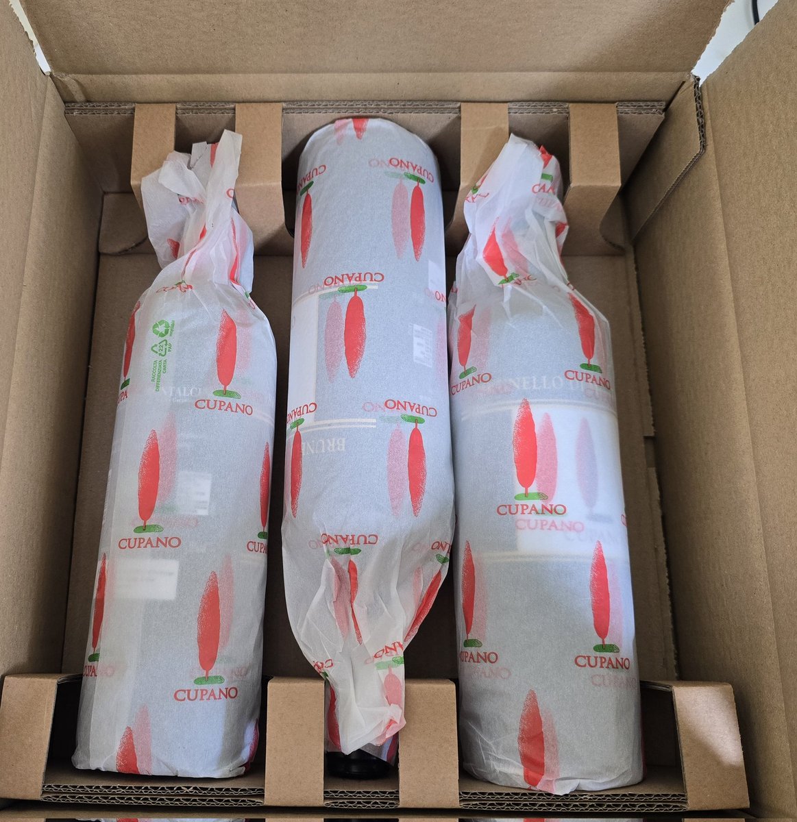 SolicitingFlavours tweet media