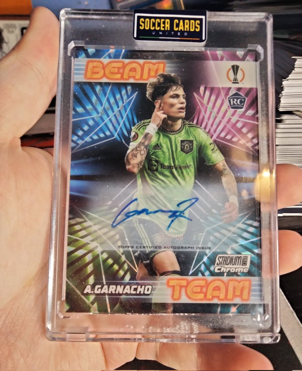 Thanks <a href="/SoccerCardsUTD/">Soccer Cards United</a> for the mag stickers. Big W