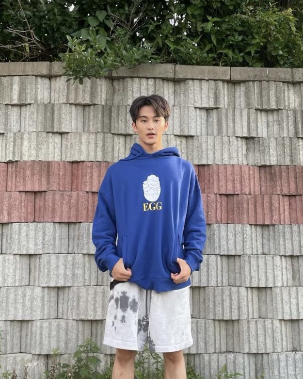 anaIetter's tweet image. jiaaakhhhh