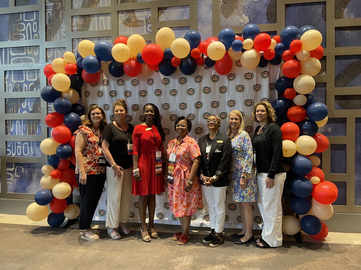 GNA President Dr. Erica Mills had the privilege today to address nurses at the Georgia Association of School Nurses' 33rd Annual #Leadership Breakfast as a keynote speaker. She spoke about how "School #Nurses Are Coaches". Thank you GASN for the invitation!

#GeorgiaNurses