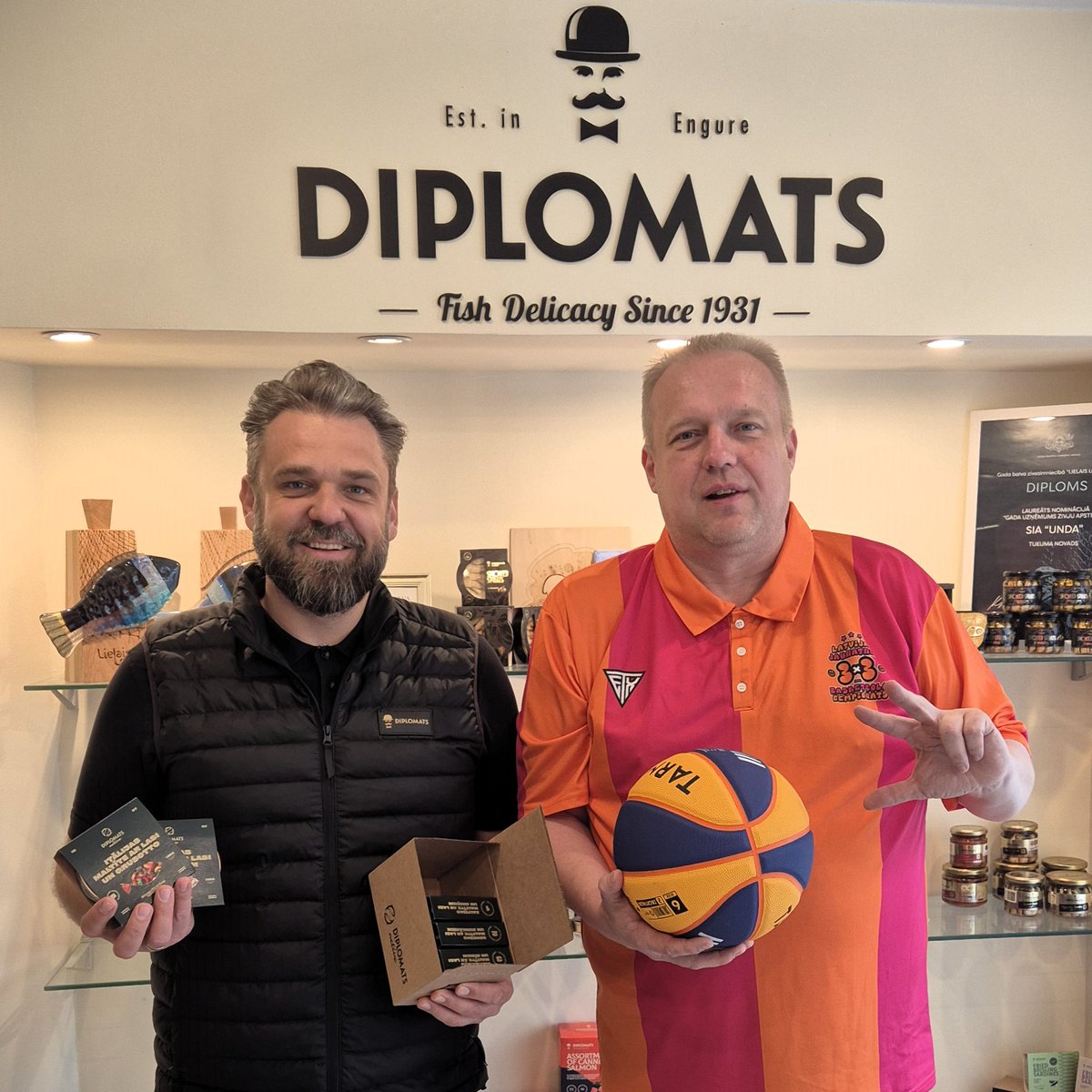 Latvijas Jaunatnes 3x3 basketbola čempionātā tiks noteiktas “Diplomats Active” simboliskās izlases 3x3basketballdealer.lv/jaunatnes-lc/
