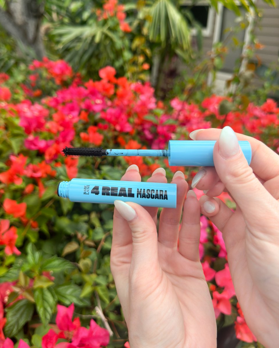 BubblyMoments's tweet image. Get 4 real lash drama 👁️💥 The Babe Original Mascara lifts, lengthens &amp;amp; defines without clumps or flakes!

🛍️ Shop here: amzlink.to/az0kGJRyDbYOo

#BabeOriginal #4RealMascara #LashLift #CleanBeauty