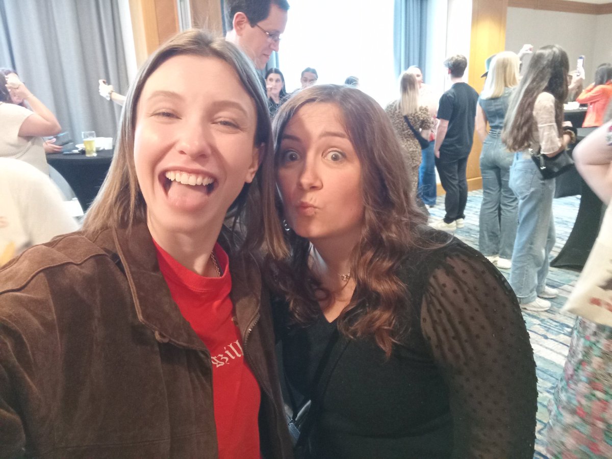 Happy birthday <a href="/katelynnacon/">Katelyn Nacon</a> 😘