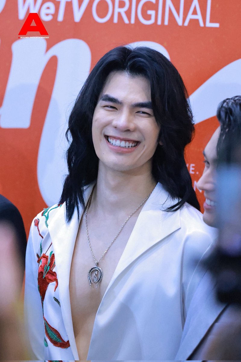 “มาย ภาคภูมิ” ช่วงให้สัมภาษณ์ในงานแถลงข่าวเปิดตัวซีรีส์ “ชาย” WeTVORIGINAL ผลงานสร้างสรรค์โดย BeOnCloud

MILEAPO IN SHINE 2025
#ShinePressCon #ShineTheSeries
#MilePhakphum #BeOnCloud #Ch7HD #WeTVOriginal #TEROEntertainment