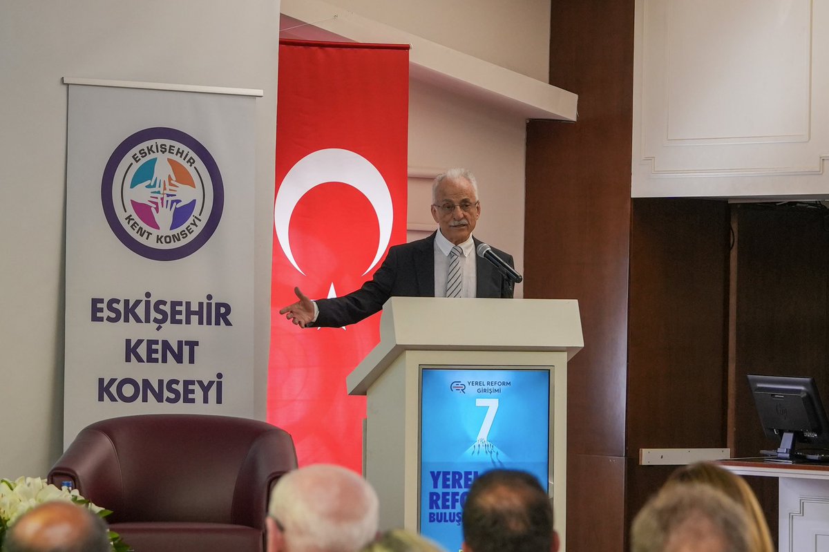 DtAhmetAtac's tweet photo. Yerel Reform Girişimi Derneği Kurucu Başkanı Sayın Murat Karayalçın öncülüğünde, Büyükşehir Belediyemiz ve Eskişehir Kent Konseyimizin ev sahipliğinde düzenlenen Yerel Reform Konuşmalarına katıldık. 

Yerel yönetimler alanındaki birikim ve görüşlerini bizlerle paylaşan Sayın Karayalçın'a ve emeği geçenlere teşekkür ediyorum.

@KarayalcinM