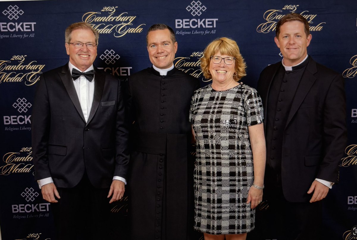 TCarrollEduc's tweet image. My wife and I were happy to attend the Becket Fund for Religious Liberty’s Canterbury Gala in NYC. There we ran into honoree Cardinal Timothy Dolan, with whom I worked alongside on school-choice issues. Also at the event were Fr. Timothy Hynes, the chaplain for the St. Thomas…