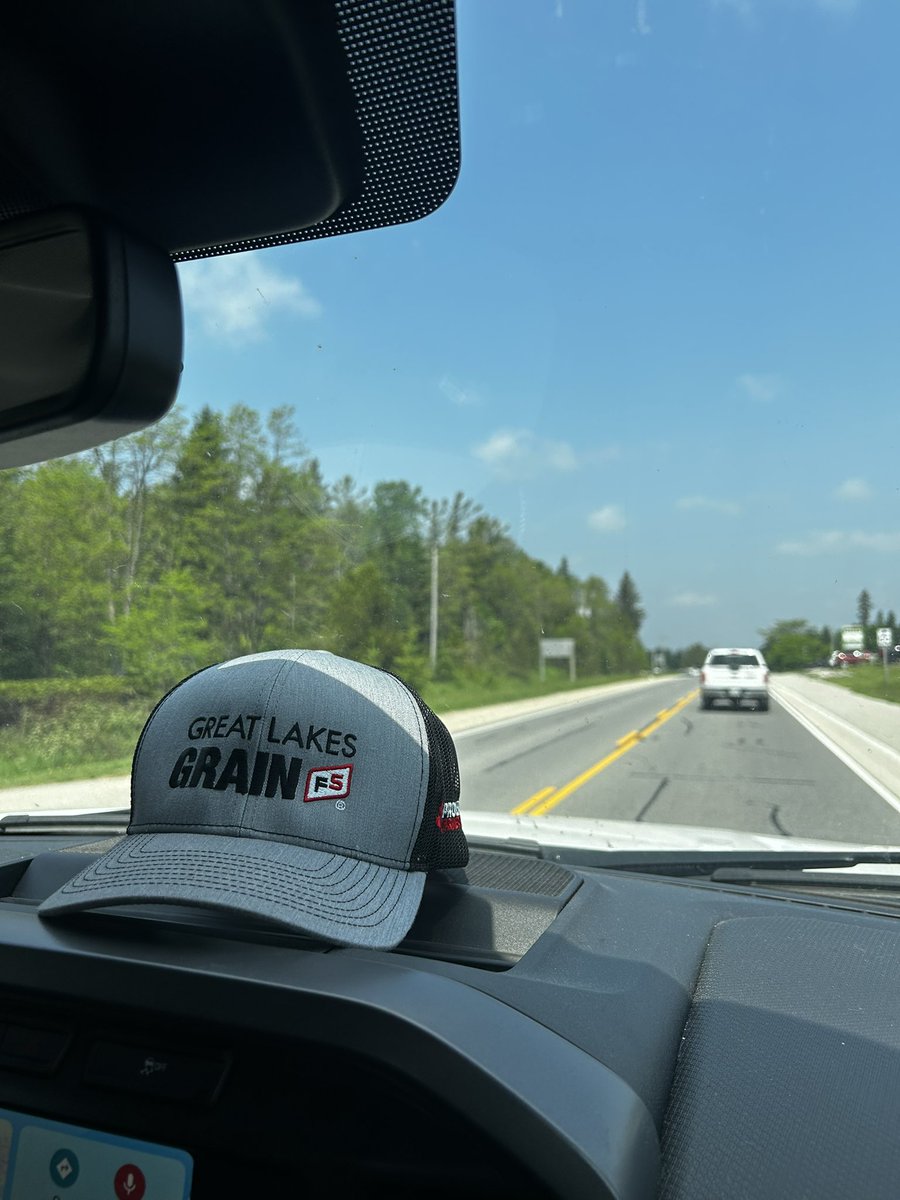 On the road today up north for SAI Platform sign-ups! 

Connecting with farmers about their operations! 

#GLG #Sustainability