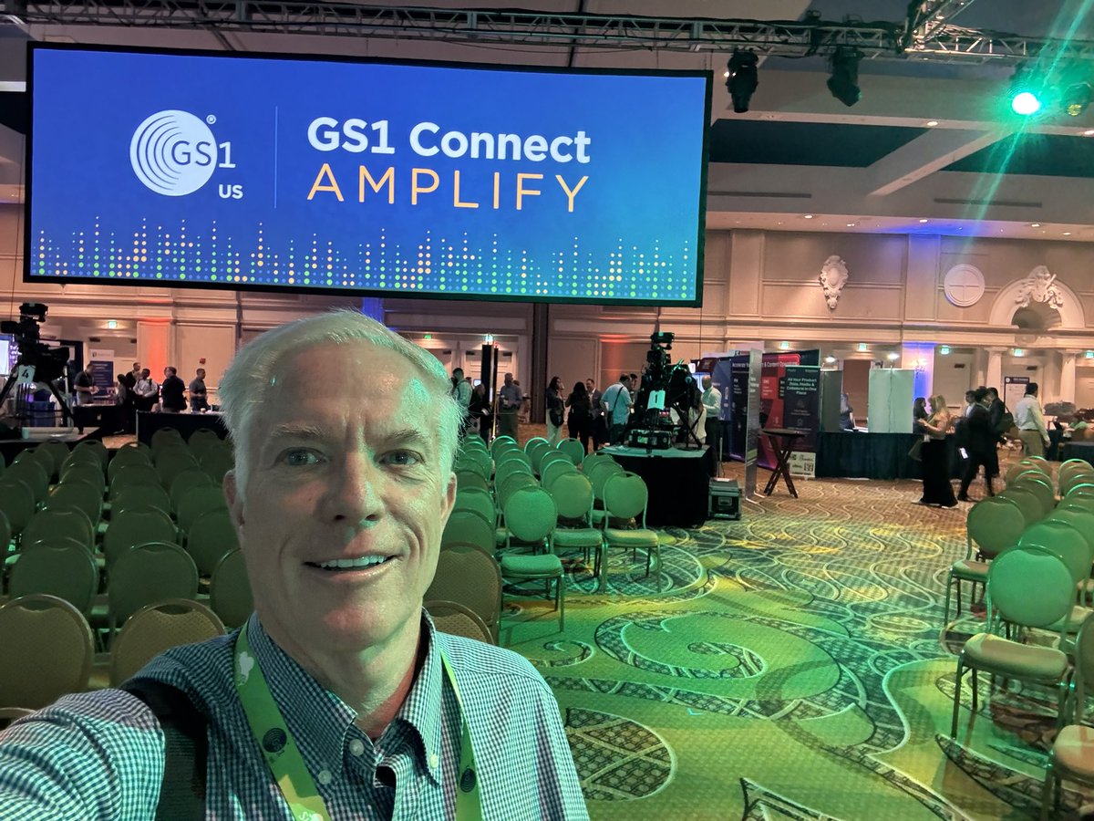 RedLineProduce's tweet image. RedLine Solutions CEO Todd Baggett @ GS1 Connect

Good discussions on retail requirements for FSMA 204. Our MyProduce software is collecting and passing the KDEs of CTEs.
#GS1connect #producetraceabilty #redlinesolutions
