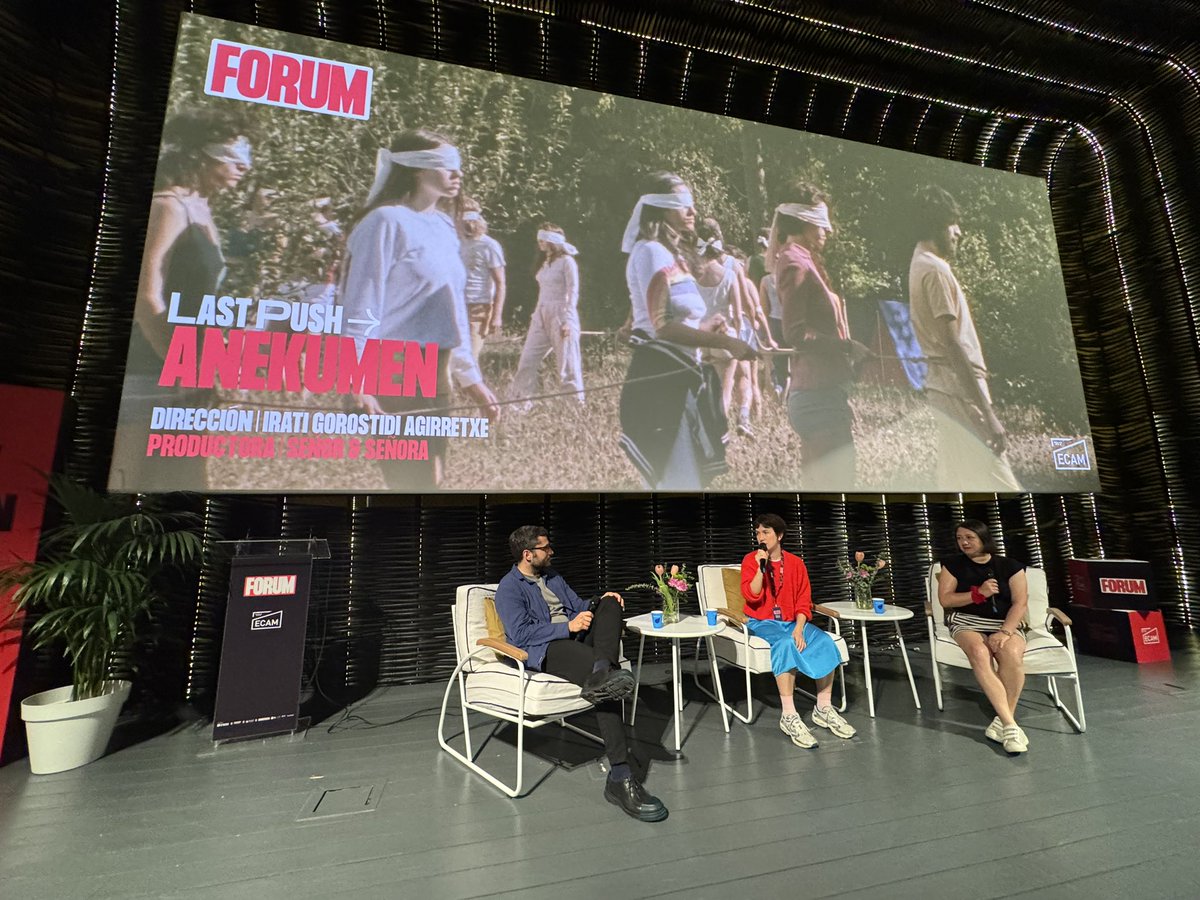 #LastPush 🌶️| Proyecciones y presentación (parte II) 

Hoy ha sido el turno de: ⤵️

🎬 ‘Balearic’ (Ion de Sosa).

🎬 ‘Anekumen’ (Irati Gorostidi).

🎬 ‘El arte de la guerra’ (Grecia Barbieri y Gonzalo Benavente).

🎬 ‘Dinti di lapte’ (Mihai Mincan).
