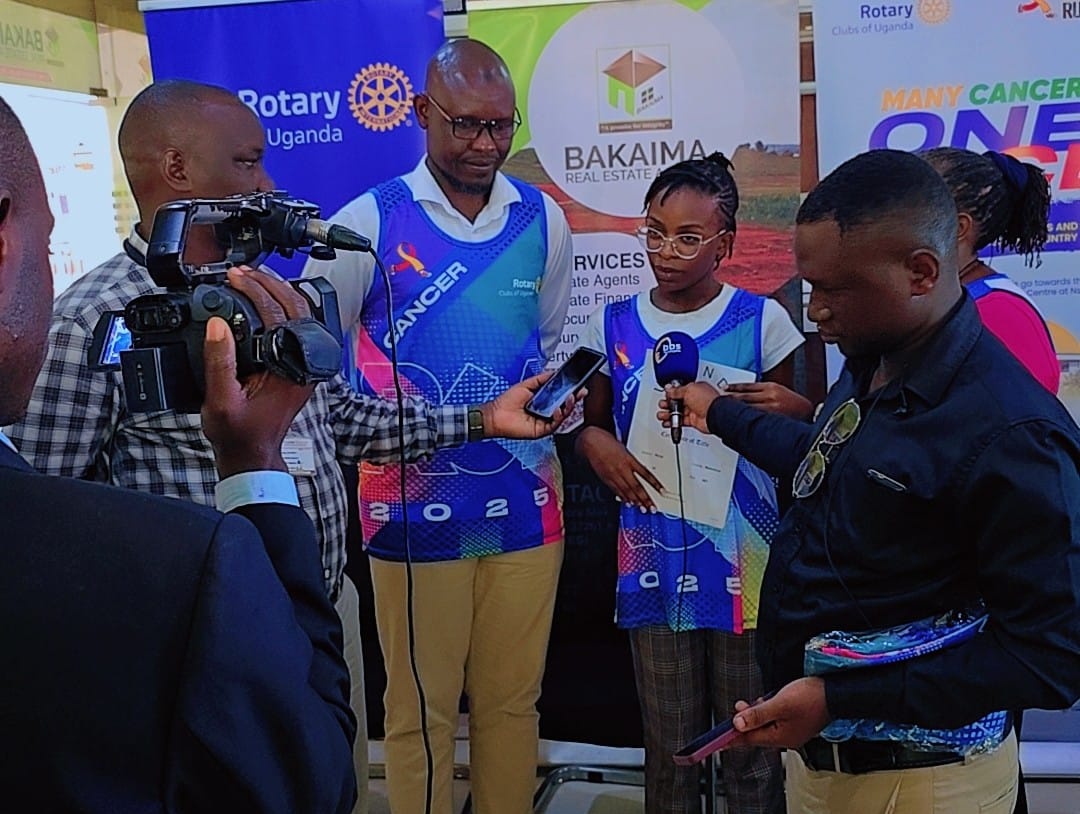 namuddu_hilder's tweet image. Story Time. 
Last year, during the Annual Cancer Run @UgRotaryCancerP, I was a lucky winner of a land title from one of the partners @BakaimaGroup . Was it expected? NO. So, yesterday, I received the successfully transferred title in my name from Both Cancer Run and Bakaima teams